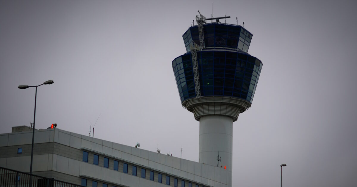 Δυστύχημα-στο-«Ελευθέριος-Βενιζέλος»:-67χρονη-τραυματίστηκε-θανάσιμα-πέφτοντας-από-ειδικό-αναβατήρα