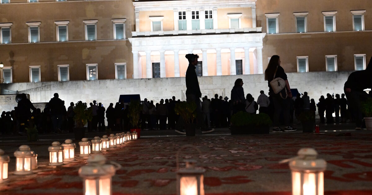 Τέμπη:-90-συγκεντρώσεις-σε-όλη-τη-χώρα,-έκτακτες-κυκλοφοριακές-ρυθμίσεις,-πώς-θα-κινηθούν-τα-μέσα-μεταφοράς