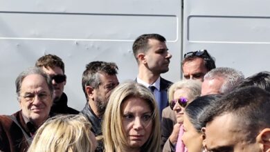 Τέμπη:-Η-Μαρία-Καρυστιανού-στο-συλλαλητήριο-στο-Σύνταγμα