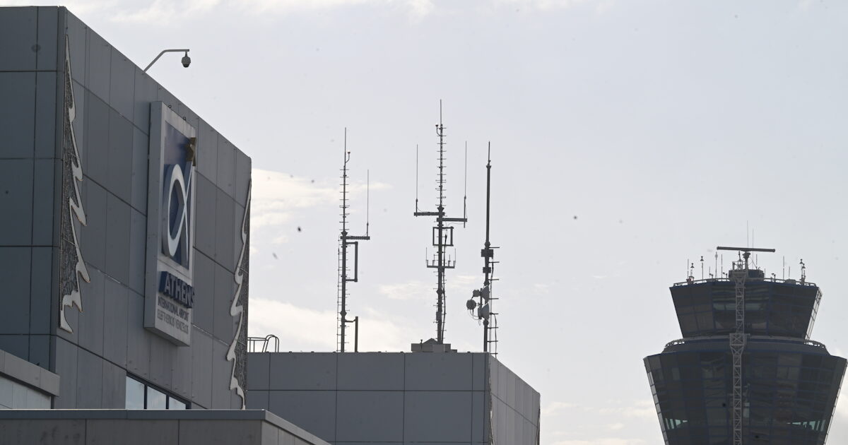 «Ελευθέριος-Βενιζέλος»:-Δεκάδες-ακυρώσεις-πτήσεων-εξαιτίας-της-επίθεσης-των-ΗΠΑ-και-Ισραήλ-στο-Ιράν-–-Η-ανακοίνωση-της-aegean