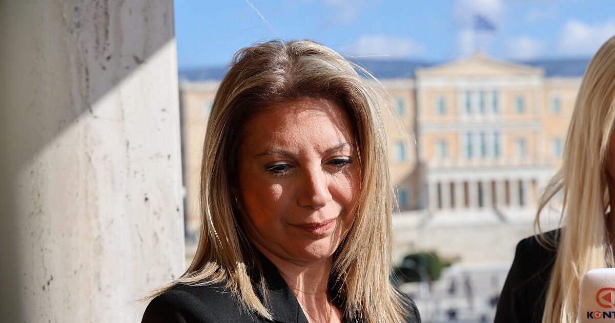 Οι-συγγενείς-θυμάτων-Τεμπών-απαντούν-στην-Μαρία-Καρυστιανού-–-Κινούνται-νομικά-για-συντονισμένες-επιθέσεις-και-στοχοποίηση-προσώπων