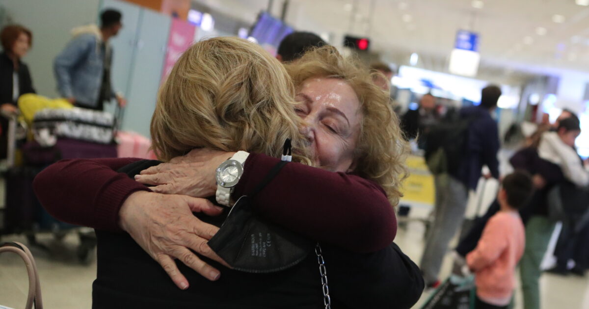 ΥΠΕΞ:-227-Έλληνες-επαναπατρίστηκαν-από-τη-Μέση-Ανατολή-–-Μετ’-εμποδίων-η-επιστροφή-ακόμη-600-από-το-Ντουμπάι