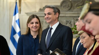 Σοφία-Μητσοτάκη:-Οργισμένη-απάντηση-για-την-επιστροφή-της-από-το-Ντουμπάι-–-«Η-ξεφτίλα-δεν-έχει-όρια»