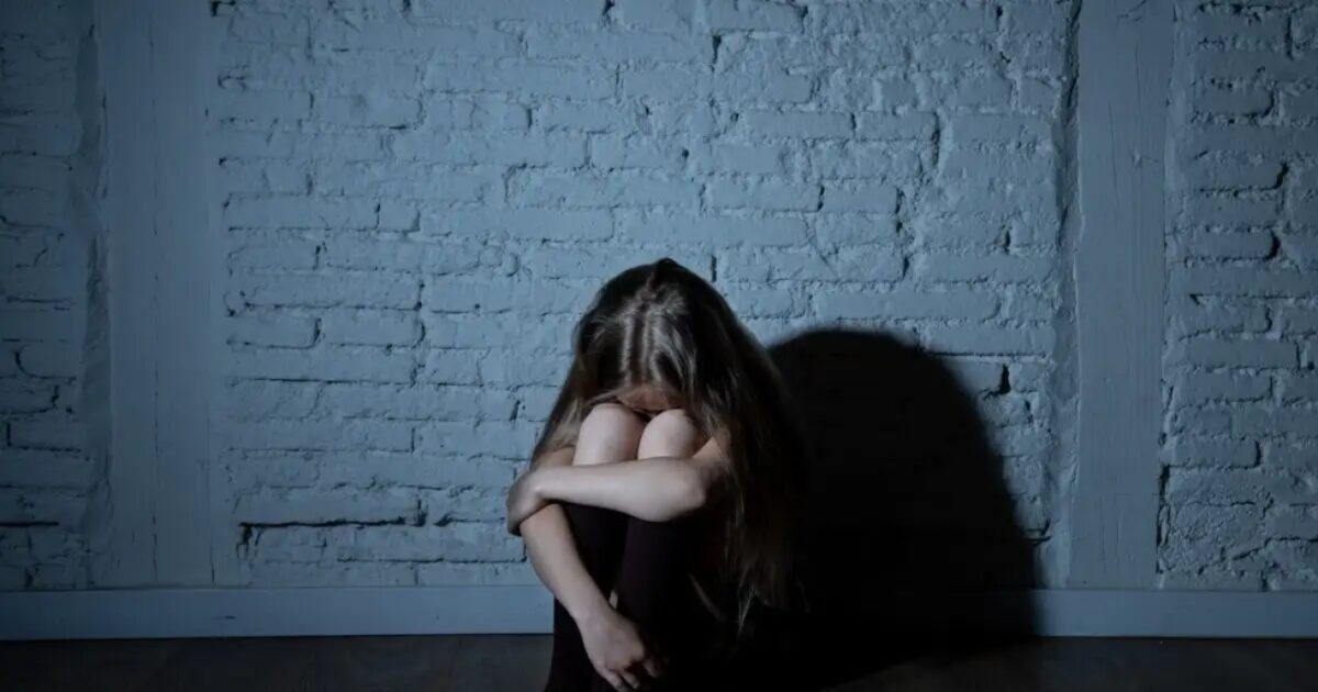 Φρίκη-στην-Αχαΐα:-Ο-γιατρός-που-συνελήφθη-για-παιδική-πορνογραφία-φωτογράφιζε-και-τα-εγγόνια-του