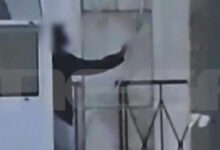 Η-στιγμή-που-ο-48χρονος-Σουδανός-απειλεί-αστυνομικούς-πως-θα-ανατινάξει-το-κτίριο-της-ΓΑΔΑ