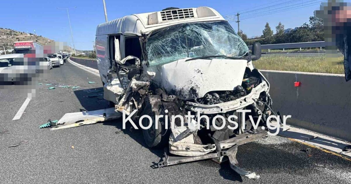 Δύο-τραυματίες-από-καραμπόλα-τριών-οχημάτων-στην-Αθηνών-–-Κορίνθου