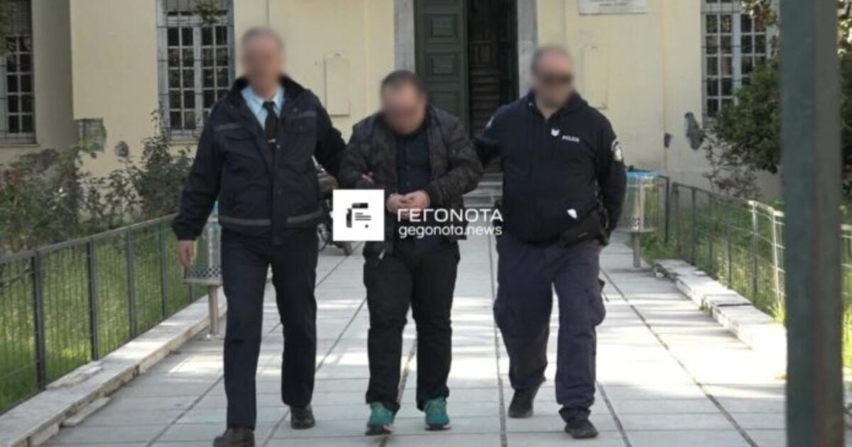 Λάρισα: «Δεν-είμαι-δολοφόνος,-αγαπάω-όλους-τους-ανθρώπους»-κατέθεσε-στο-δικαστήριο-ο-22χρονος-μητροκτόνος