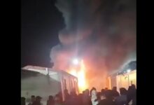 Φωτιά-σε-κοντέινερ-στο-κέντρο-κράτησης-μεταναστών-στην-Αμυγδαλέζα