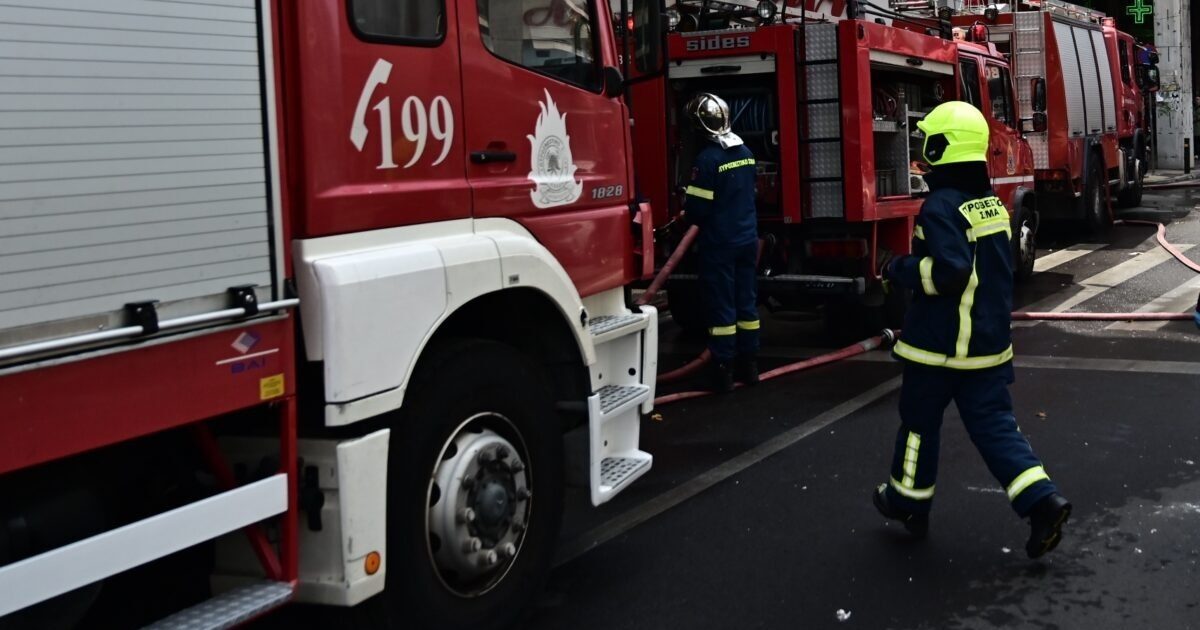 Φωτιά-στις-Αιγές-Αχαΐας-–-Υπό-έλεγχο-στο-Σούλι-Κορινθίας
