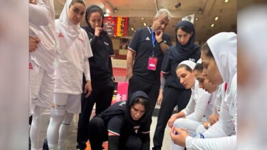 Συγκλονίζει-η-Ελληνίδα-προπονήτρια-Ελένη-Καπογιάννη-για-την-διαμονή-της-στο-Ιράν:-«Η-εθνική-μπάσκετ-γυναικών-δεν-βγάζει-ποτέ-το-χιτζάμπ»