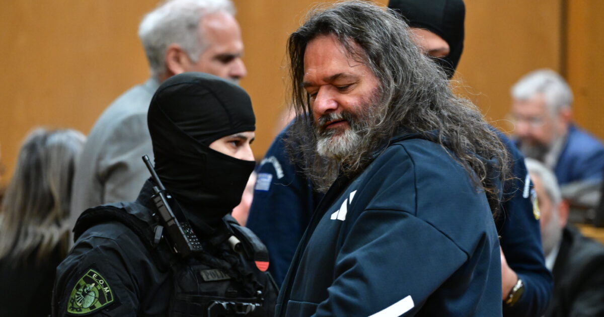 Χρυσή-Αυγή:-Κανένα-ελαφρυντικό-στους-καταδικασμένους-διευθυντές-εγκληματικής-οργάνωσης-–-Ποιοι-φλερτάρουν-με-τη-φυλακή