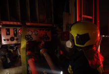 Πυρκαγιά-στη-λεωφόρο-Βάρης-–-Κορωπίου-σε-κατάστημα-με-ηλεκτρικά-σκούτερ