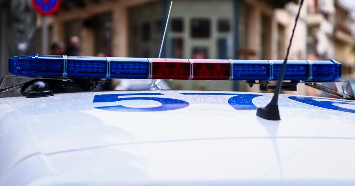 Θεσσαλονίκη:-Κούρεψε-τη-16χρονη-κόρη-της-επειδή-ήταν-άτακτη-–-Στο-αυτόφωρο-η-μητέρα