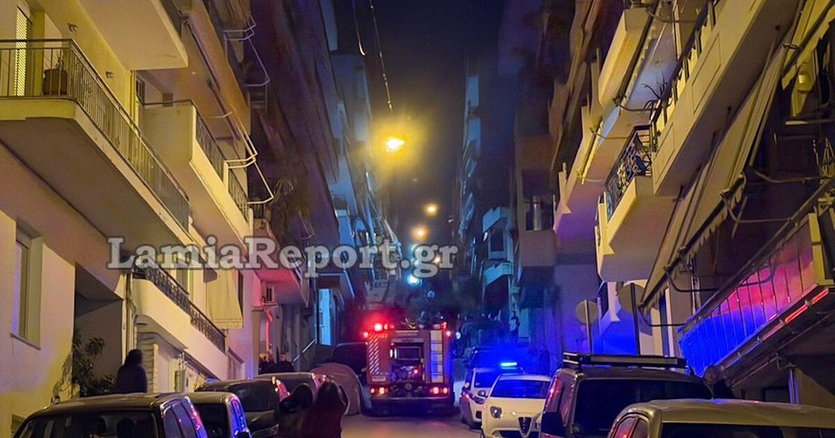 Λαμία:-Μεγάλη-κινητοποίηση-της-Πυροσβεστικής-για-φωτιά-σε-διαμέρισμα-–-Στο-πόδι-όλη-η-γειτονιά