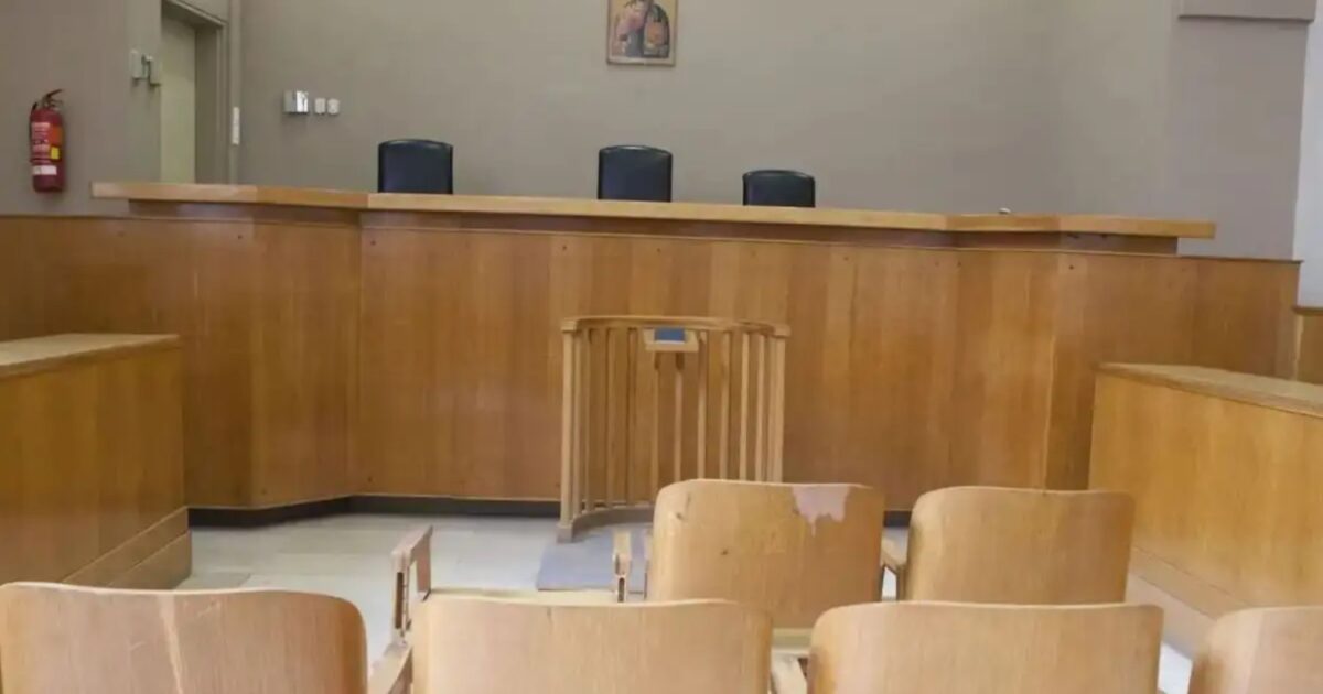 Θεσσαλονίκη:-Ένοχη-η-μητέρα-που-κούρεψε-την-κόρη-της-επειδή-ήταν-άτακτη