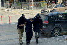 Καλαμαριά:-Ποινική-δίωξη-στον-23χρονο-για-την-δολοφονία-του-20χρονου-–-Αποκλείστηκε-η-εκδοχή-των-αυτόκλητων-τιμωρών