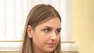 Η-Σοφία-Μητσοτάκη-δημοσίευσε-το-εισιτήριο-της-πτήσης-της-από-το-Ομάν-στην-Αθήνα:-«Ελπίζω-ότι-εδώ-ολοκληρώνεται-αυτή-η-αθλιότητα»