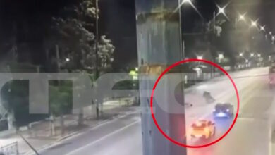 «Ακραία-εγκληματική-οδική-συμπεριφορά»-λέει-για-τον-αστυνομικό-που-παραβίασε-το-κόκκινο-η-οικογένεια-του-63χρονου-που-σκοτώθηκε-στο-τροχαίο-στη-Βουλή