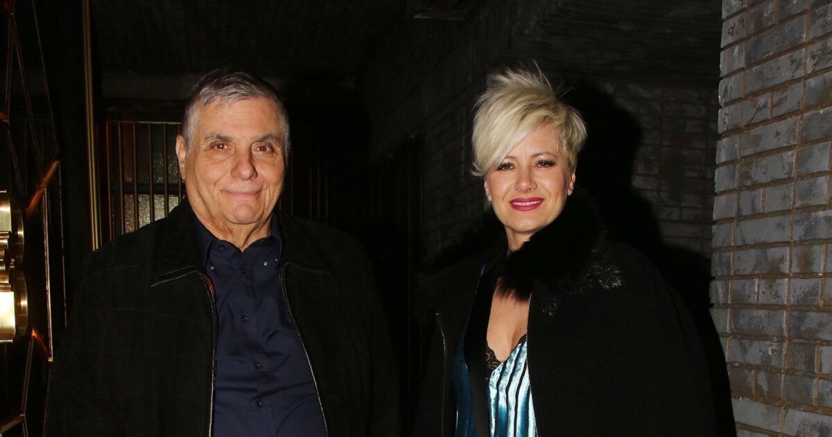 Γιώργος-Τράγκας:-Απολογήθηκε-για-ξέπλυμα-βρόμικου-χρήματος-η-χήρα-του,-Μαρία-Καρρά-–-Αφέθηκε-ελεύθερη-με-έναν-όρο-και-εγγύηση-100.000-ευρώ 