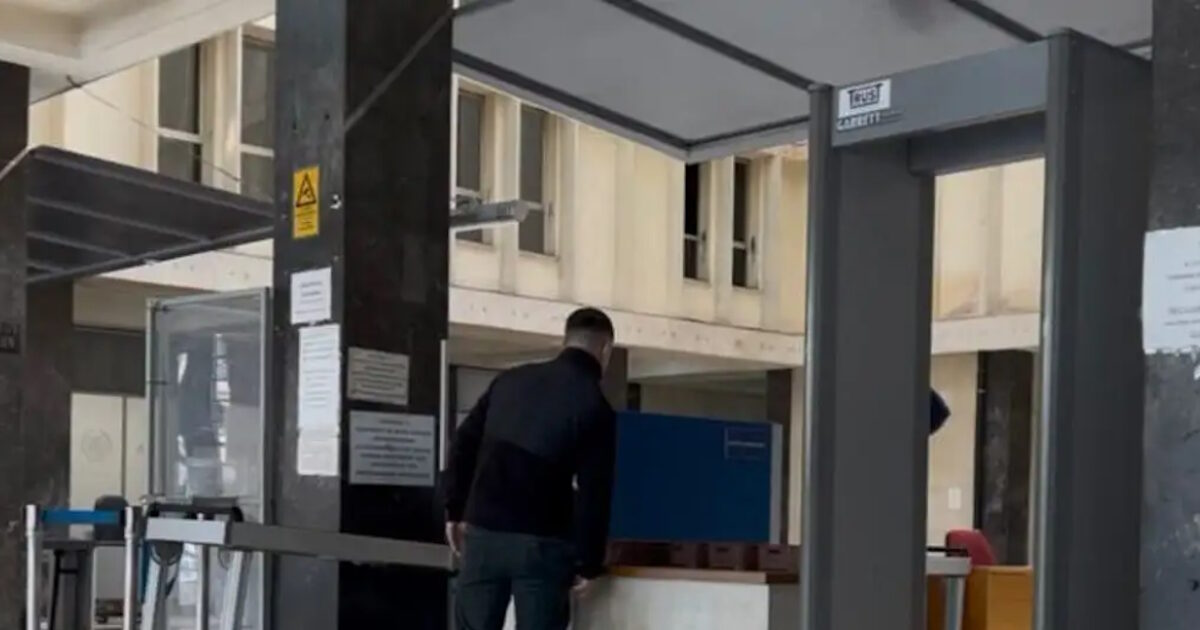 Καλαμαριά:-Νέα-προθεσμία-για-να-απολογηθεί-αύριο-πήρε-ο-19χρονος-φίλος-του-20χρονου-που-δολοφονήθηκε