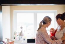 Το-ΣτΕ-αποφάσισε:-Νόμιμη-και-με-τη-«βούλα»-η-υιοθεσία-παιδιού-και-ο-πολιτικός-γάμος-ομόφυλων-ζευγαριών