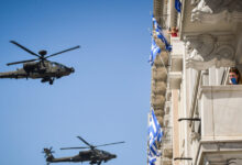 Δοκιμαστικές-πτήσεις-μαχητικών-αεροσκαφών-και-ελικοπτέρων-στην-Αττική-για-την-παρέλαση-της-25ης-Μαρτίου