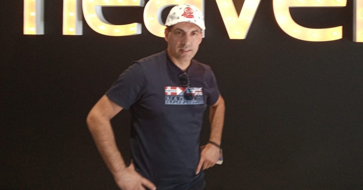 Καρδίτσα:-Νεκρός-βρέθηκε-51χρονος-τραγουδιστής,-εντοπίστηκε-μαχαιρωμένος-σε-σπίτι