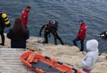 Αγνοείται-δύτης-στη-Βουλιαγμένη:-Μεγάλη-επιχείρηση-εντοπισμού-και-διάσωσης