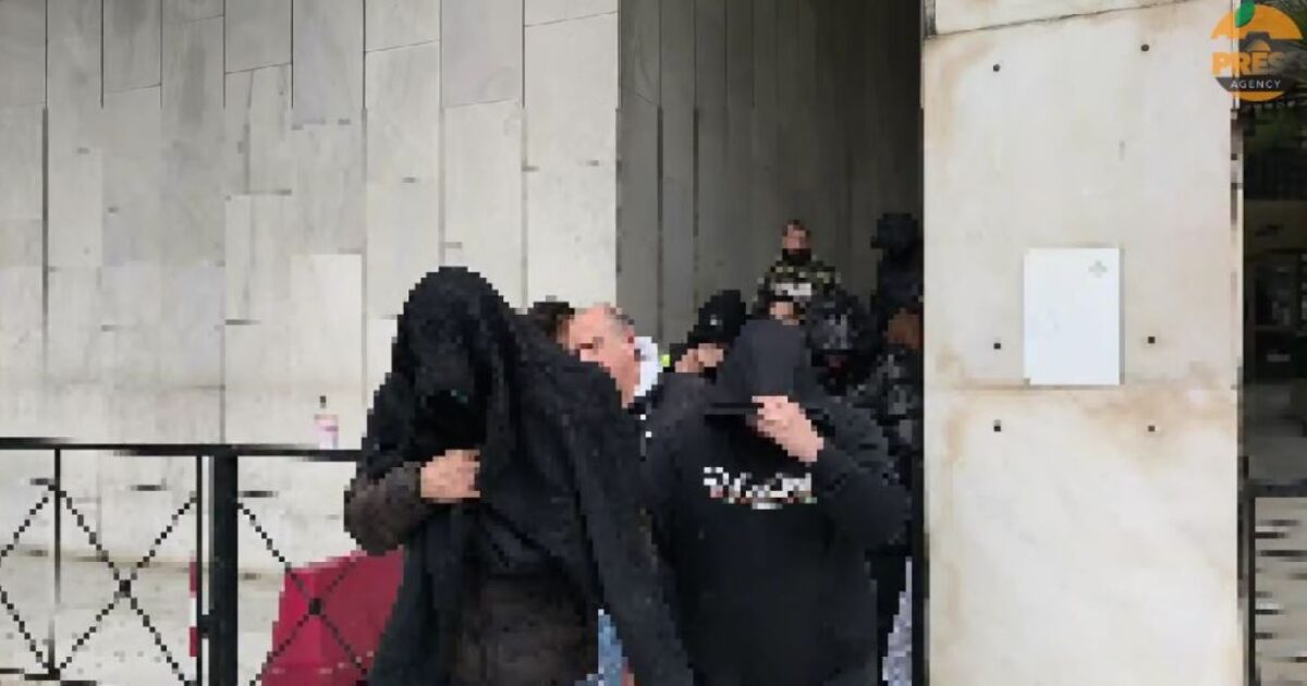 Ποινική-δίωξη-για-βαριές-κατηγορίες-στα-μέλη-του-κυκλώματος-που-εξαπατούσε-τον-ΕΦΚΑ-–-Στα-11-εκατ.-ευρώ-η-φοροδιαφυγή