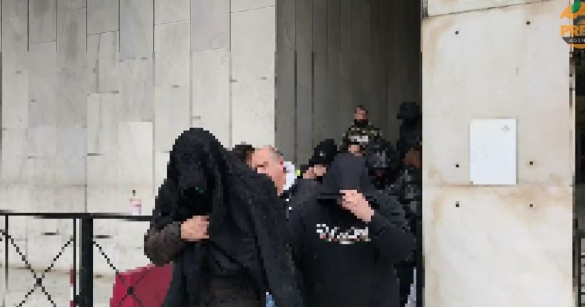 Απάτη-κατά-του-ΕΦΚΑ:-Αναφορές-ότι-το-μοντέλο-και-ο-πρώην-παίκτης-reality-έκλεισαν-τις-επιχειρήσεις-τους-και-δεν-συνελήφθησαν- 