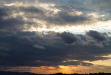 Καιρός-αύριο:-Συννεφιά-σε-Αττική-και-Θεσσαλονίκη-–-Βροχές,-καταιγίδες-και-χιόνια-σε-άλλες-περιοχές