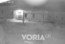 Σεισμός-στο-Άγιο-Όρος:-Η-στιγμή-που-τα-4,9-ρίχτερ-«χτυπούν»-τις-Καρυές-–-Εικόνες-με-τις-ρωγμές