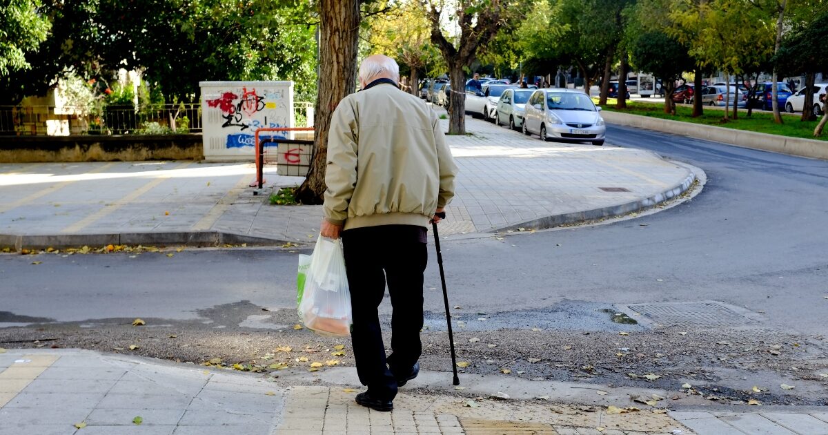 Θεσσαλονίκη:-Στο-αυτόφωρο-77χρονη-που-ξαναχτύπησε-τον-82χρονο-σύζυγό-της