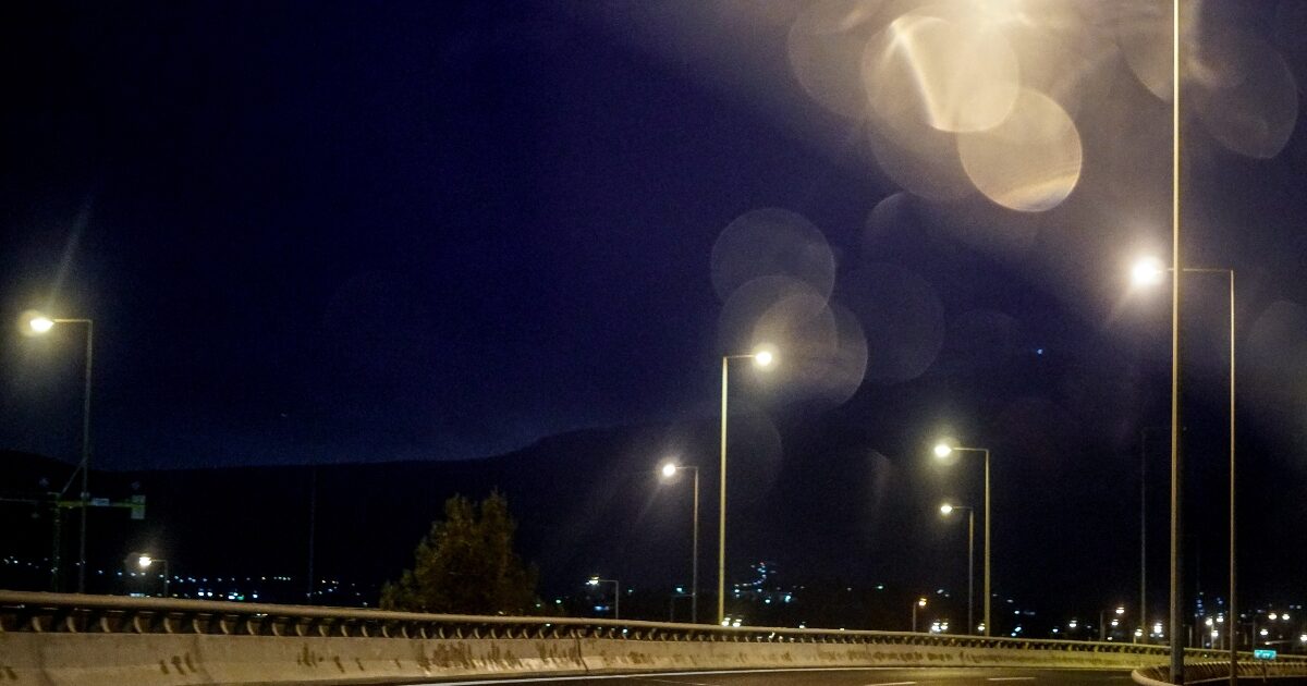 Αττική-Οδός:-Κυκλοφοριακές-ρυθμίσεις-το-βράδυ-της-Πέμπτης-λόγω-εργασιών-–-Κλειστός-ο-κόμβος-Υ8