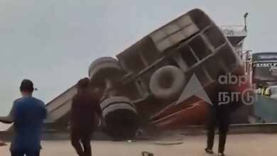 Μπαγκλαντές:-Συγκλονιστικό-βίντεο-από-λεωφορείο-να-πέφτει-σε-ποτάμι-και-να-βυθίζεται-–-Τουλάχιστον-24-νεκροί