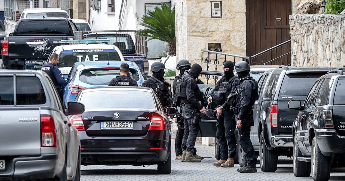 Βορίζια:-Ανώνυμο-e-mail-και-καταθέσεις-Καργάκηδων-βάζουν-νέα-πρόσωπα-στο-προσκήνιο-του-μακελειού