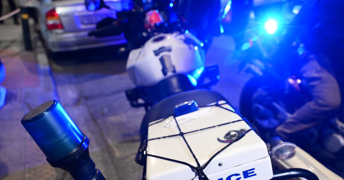 Λαμία:-Χειροπέδες-σε-ζευγάρι-για-διακίνηση-ναρκωτικών-–-Κατασχέθηκαν-ποσότητες-κοκαΐνης,-ηρωίνης-και-κάνναβης