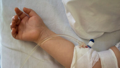 Ηλεία-–-Γιαννακός:-Κατάγματα,-εγκαύματα-και-δαγκωματιές-στο-10-μηνών-κοριτσάκι-–-«Η-μητέρα-ήθελε-να-κρύψει-την-κακοποίηση»