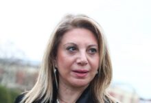 Μαρία-Καρυστιανού:-«Δε-θα-δεχτούμε-να-παρακολουθούμε-τη-δίκη-στην-κάτω-αίθουσα,-από-την-τηλεόραση»