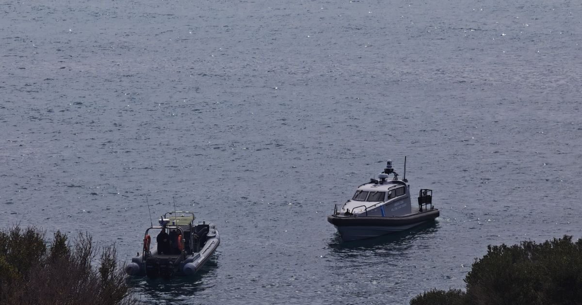 Βουλιαγμένη:-Σε-εξέλιξη-η-επιχείρηση-ανάσυρσης-της-σορού-του-34χρονου-δύτη
