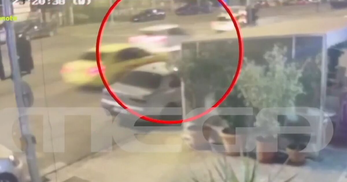 Καλλιθέα:-Βίντεο-ντοκουμέντο-από-επεισοδιακή-καταδίωξη-αυτοκινήτου