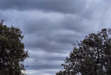 Καιρός-αύριο:-Συννεφιά-με-λίγες-τοπικές-βροχές-–-Καταιγίδες-σε-νησιά