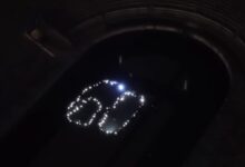 Ώρα-της-Γης:-Η-στιγμή-που-το-Παναθηναϊκό-Στάδιο-βυθίστηκε-στο-σκοτάδι-–-Παιδιά-σχημάτισαν-με-φαναράκια-το-«60»