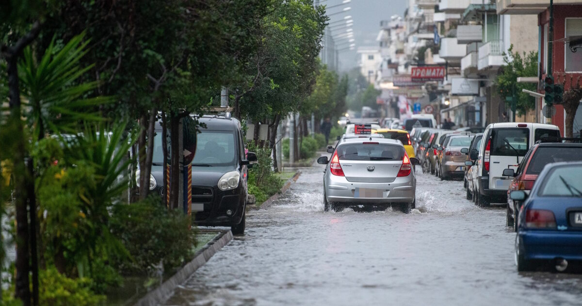 Καιρός-–-Καλλιάνος:-Πρωταπριλιά-με-σφοδρή-κακοκαιρία-σε-15-περιοχές-–-Καταιγίδες-και-άνεμοι-έως-10-μποφόρ