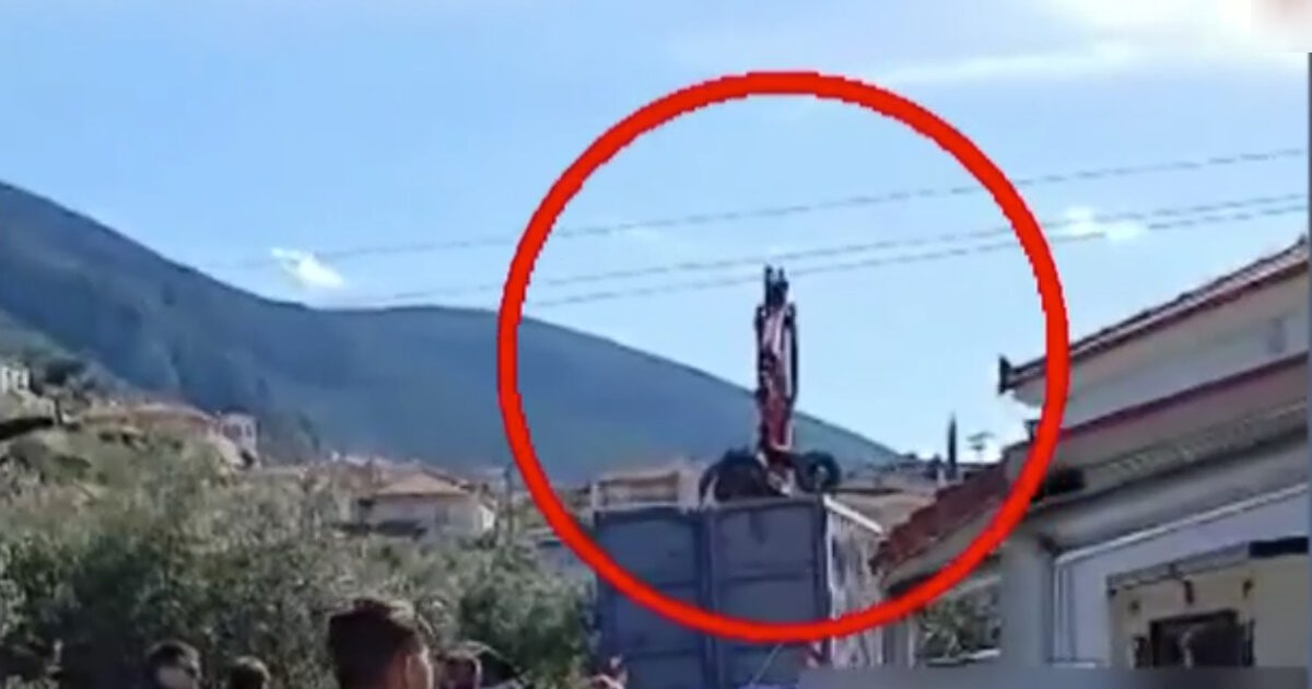 Άστρος:-Βίντεο-ντοκουμέντο-από-το-σημείο-του-δυστυχήματος-όπου-σκοτώθηκαν-δύο-άντρες-από-ηλεκτροπληξία