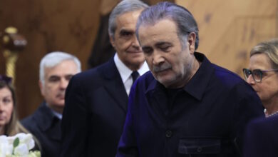 Κηδεία-Μαρινέλλας:-Με-πόνο-καρδιάς-ο-καλλιτεχνικός-κόσμος-αποχαιρέτησε-για-πάντα-τη-σπουδαία-ερμηνεύτρια