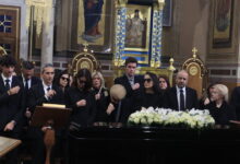 Η-Μαρινέλλα-στην-αιωνιότητα:-Ο-σπαρακτικός-αποχαιρετισμός-και-το-χειροκρότημα-της-Ελλάδας-στη-φωνή-που-πέταξε-πάνω-από-το-Ηρώδειο