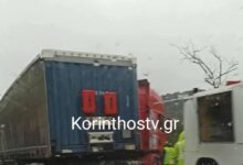 Κακοκαιρία-erminio:-Νταλίκα-«δίπλωσε»-στην-παλιά-εθνική-οδό-Κορίνθου-–-Άργους,-από-το-ένα-ρεύμα-η-κυκλοφορία