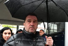 Νίκος-Πλακιάς-για-το-σποτ-Καρυστιανού:-«Τα-περιστέρια-έχουν-και-χαμηλές-πτήσεις-και-συνήθως-καταλήγουν-σε-κατσαρόλα»