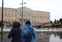 Καιρός-σήμερα:-Έντονες-καταιγίδες-και-χαλαζοπτώσεις-–-Άνεμοι-έως-8-μποφόρ-και-θερμοκρασία-στους-19-βαθμούς